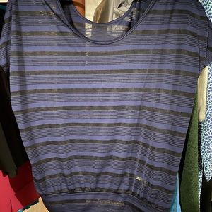 Shortsleeved sheer top